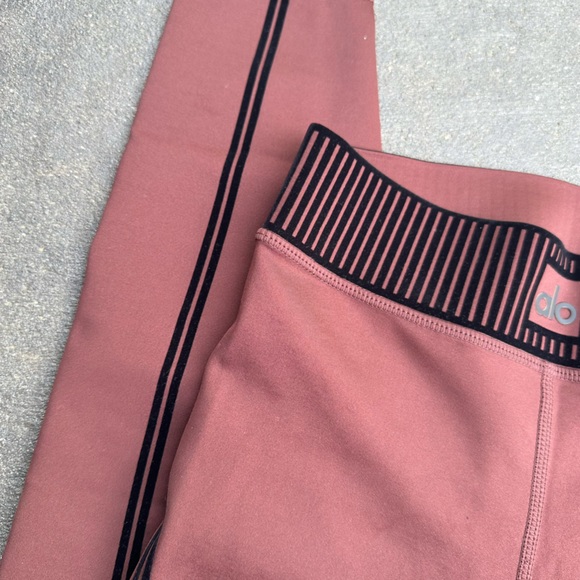 Alo airlift high mars clay legging XS - Picture 8 of 8